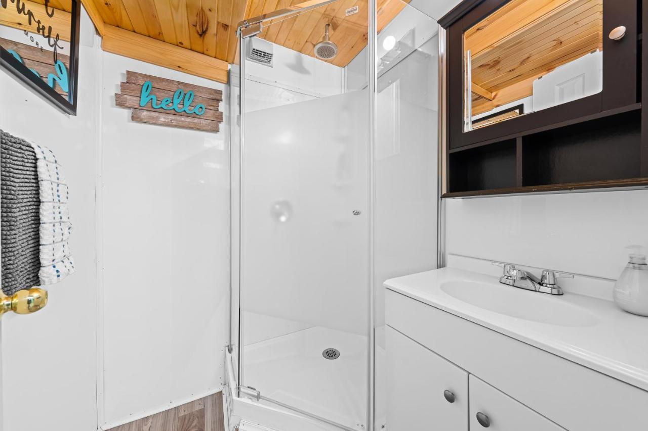 Cottage Binx Bracebridge Bagian luar foto