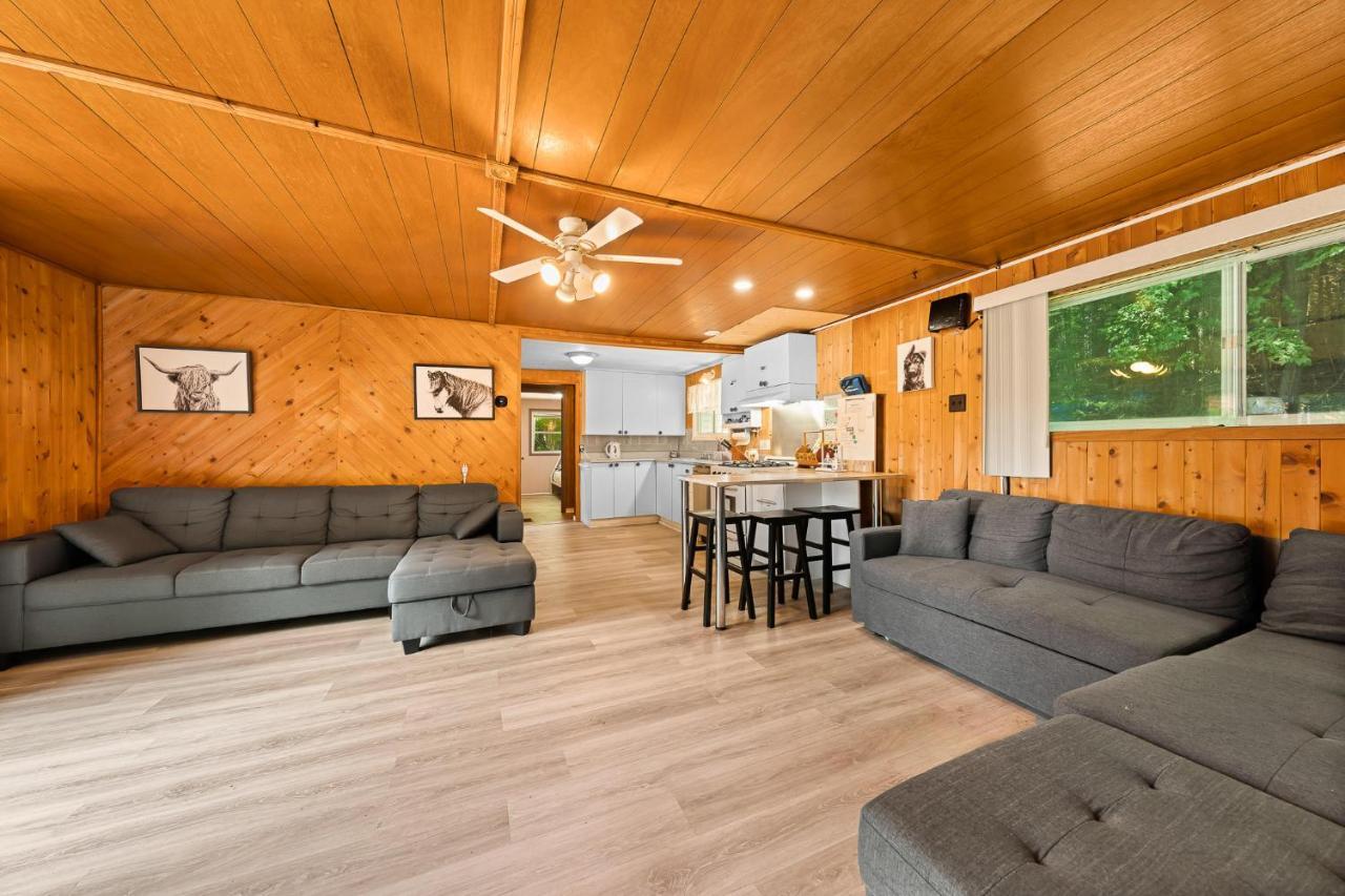 Cottage Binx Bracebridge Bagian luar foto