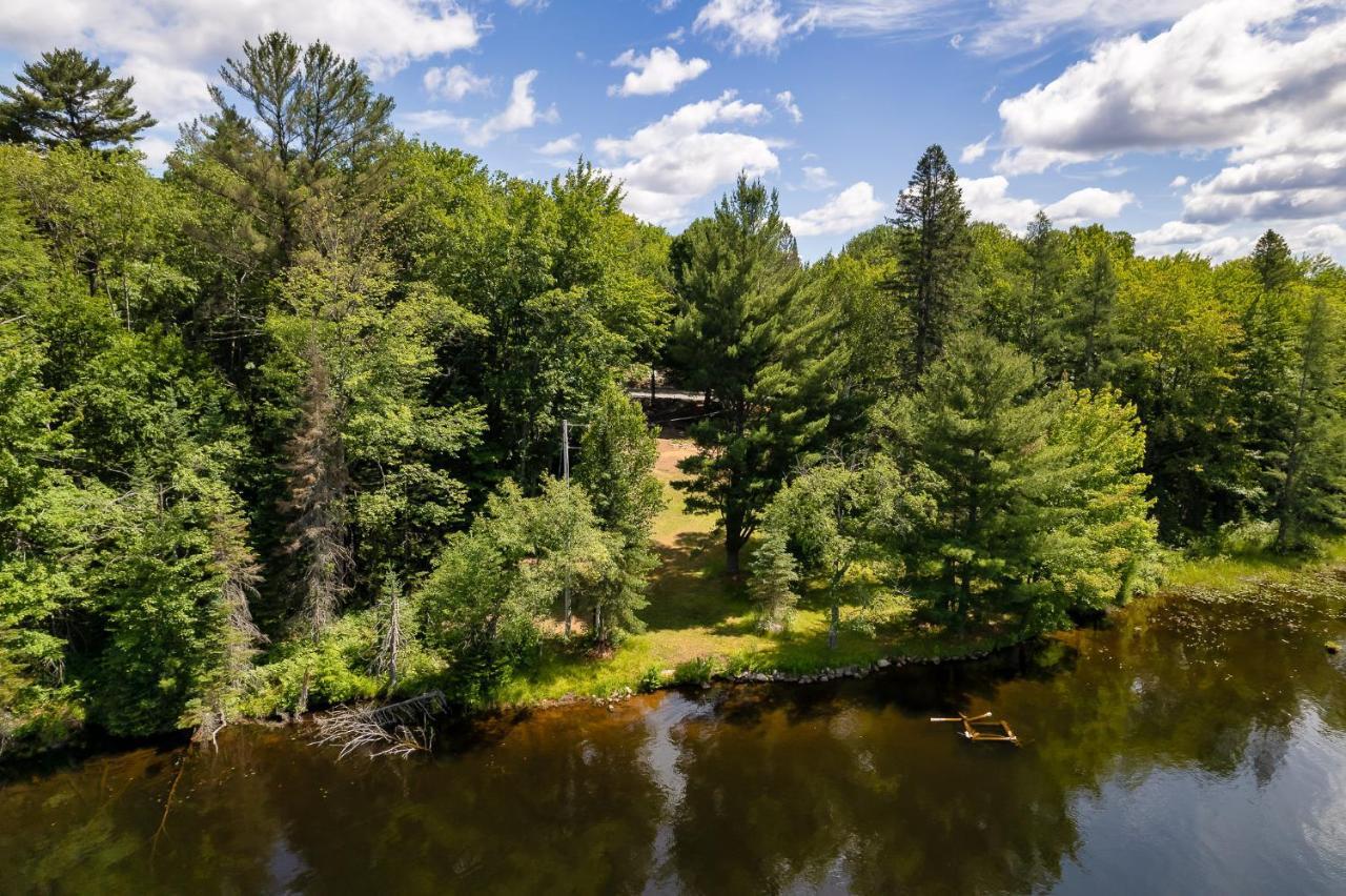 Cottage Binx Bracebridge Bagian luar foto